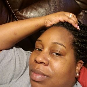 Meet your Posher, Kendra